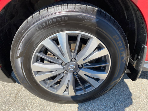 Used 2020 Nissan Pathfinder SL image 10