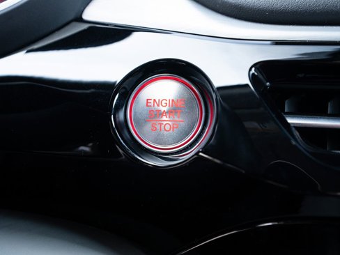Certified 2025 Acura MDX w/ Technology Package image 39