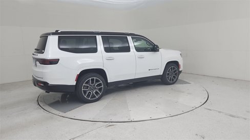 New 2025 Jeep Wagoneer Series III image 15