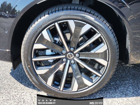 New 2026 Volvo XC60 B5 Ultra w/ Protection Package Premier image 11