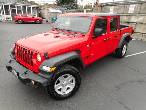 Used 2020 Jeep Gladiator Sport w/ Quick Order Package 24S image 4