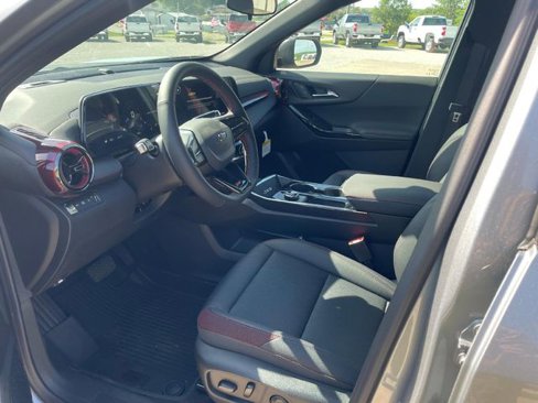 New 2026 Chevrolet Equinox RS w/ LPO, Floor Liner Package image 7