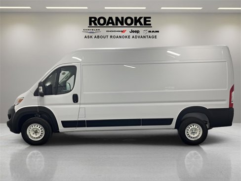 Used 2025 RAM ProMaster 2500 w/ Storage Group image 5