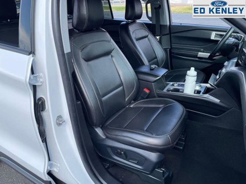 Used 2023 Ford Explorer XLT w/ Equipment Group 202A image 24