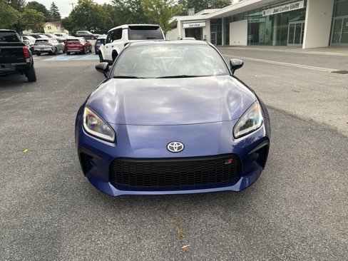 New 2025 Toyota GR86 image 2
