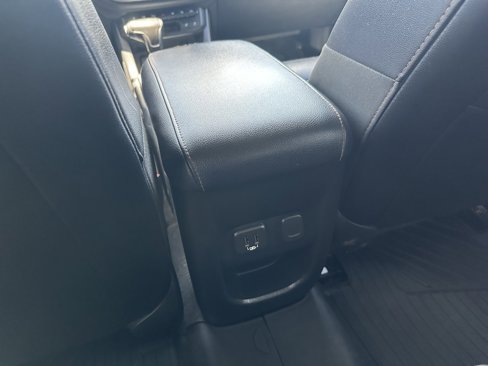 Used 2021 GMC Canyon AT4 w/ Driver Alert Package image 21