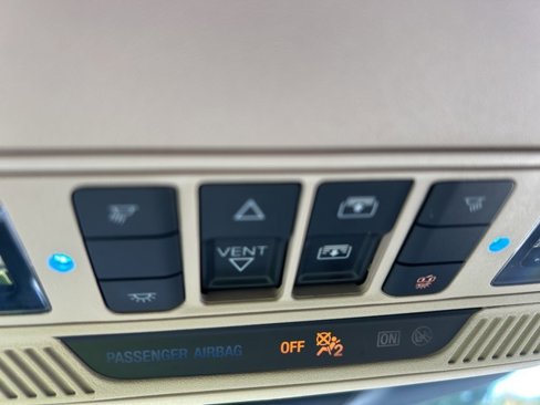 Used 2022 Ford Explorer XLT w/ Equipment Group 202A image 29