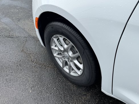 New 2025 Chrysler Voyager LX image 8