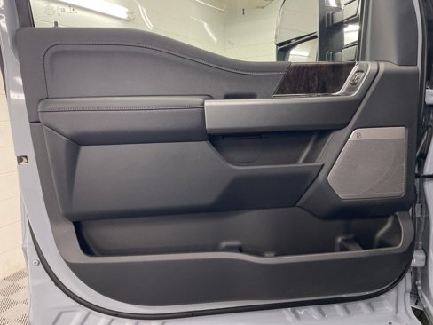New 2026 Ford F250 Lariat image 15