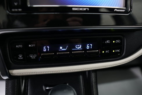 Used 2016 Scion iM image 29