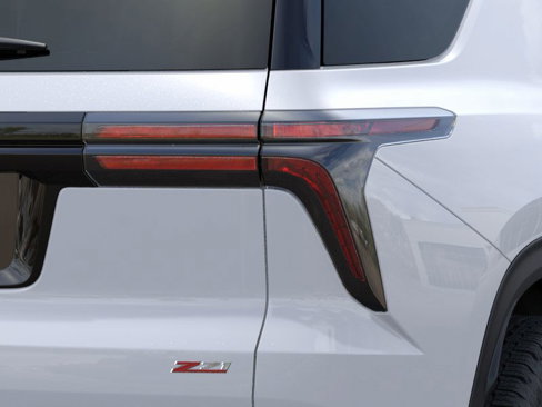 New 2026 Chevrolet Traverse Z71 w/ Enhanced Driving Package image 11
