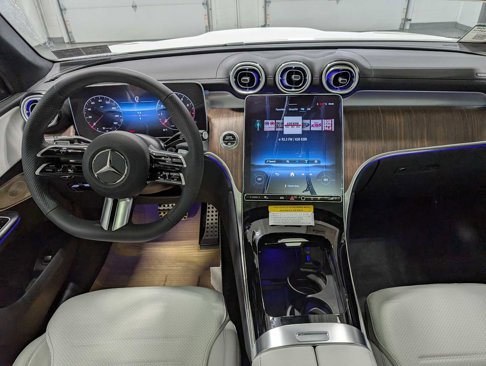 New 2025 Mercedes-Benz GLC 300 4MATIC image 16