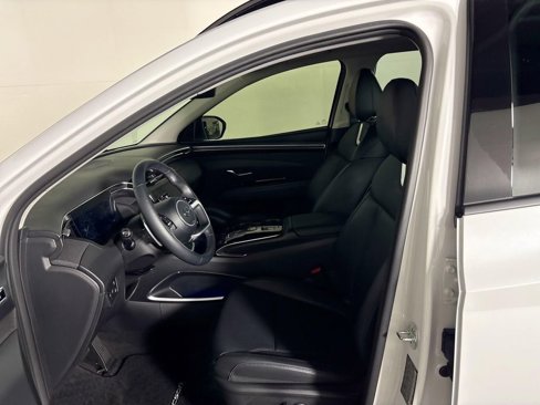 Used 2024 Hyundai Tucson Limited image 11