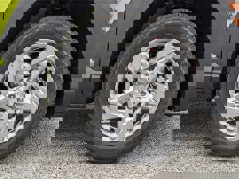 New 2025 Hyundai Kona SE image 11