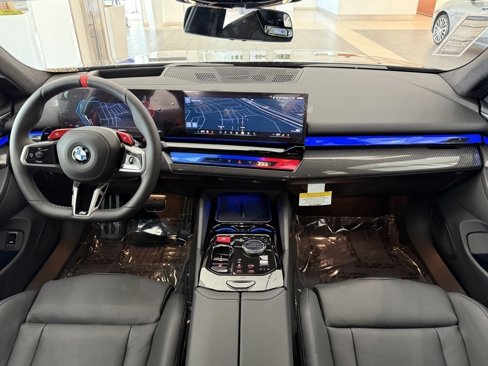 New 2026 BMW M5 w/ Executive Package image 25