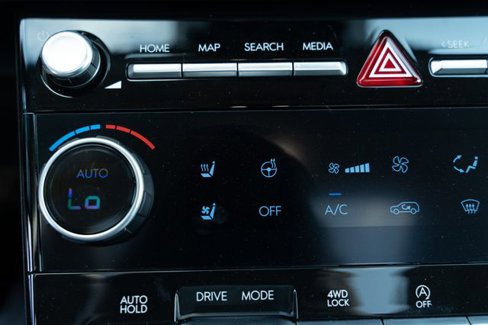 Used 2024 Hyundai Santa Fe Limited image 39