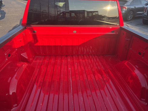 Used 2025 Chevrolet Silverado 1500 LT image 6