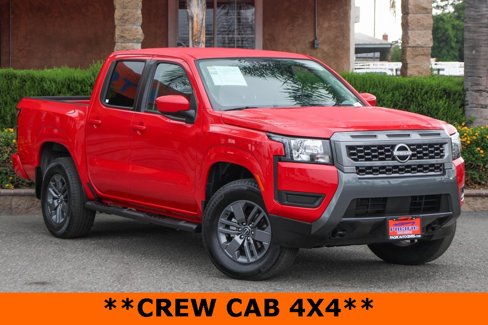 Used 2025 Nissan Frontier SV image 2