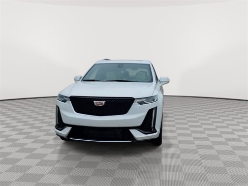 New 2025 Cadillac XT6 Sport w/ Technology Package image 3