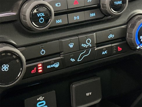 New 2025 Ford F350 XLT w/ Black Appearance Package image 22