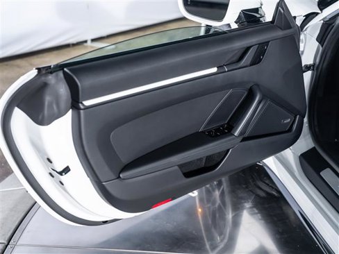 Certified 2025 Porsche 911 Carrera image 22