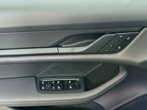 Certified 2024 Porsche Taycan image 14