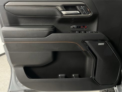 Used 2024 GMC Sierra 1500 AT4 w/ Technology Package image 27