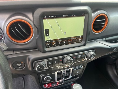 Used 2022 Jeep Gladiator Mojave w/ Cold Weather Group image 26