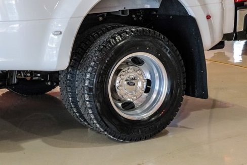 Used 2023 Ford F350 XLT w/ 360-Degree Camera Package image 46