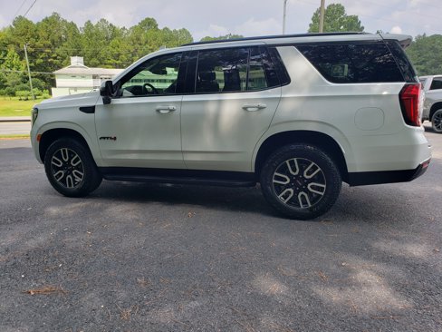 Used 2024 GMC Yukon AT4 image 6