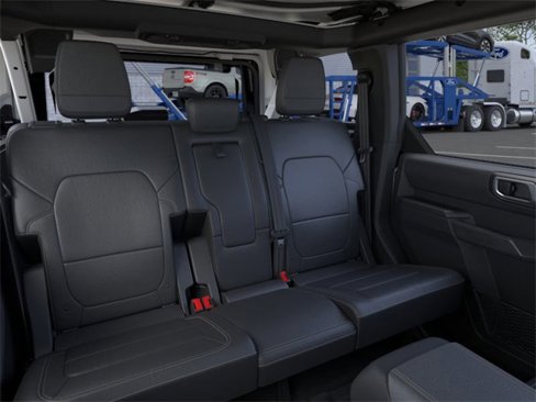 New 2025 Ford Bronco Badlands image 11