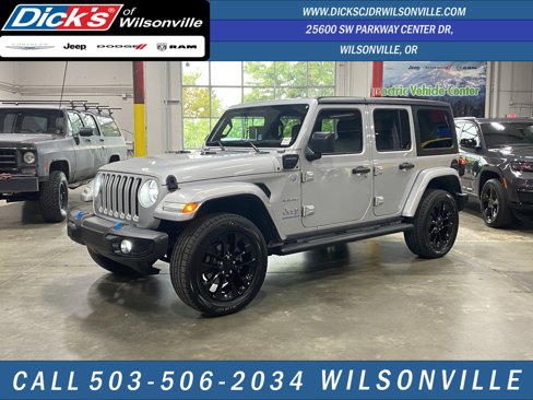 Used 2023 Jeep Wrangler Unlimited Sahara image 1