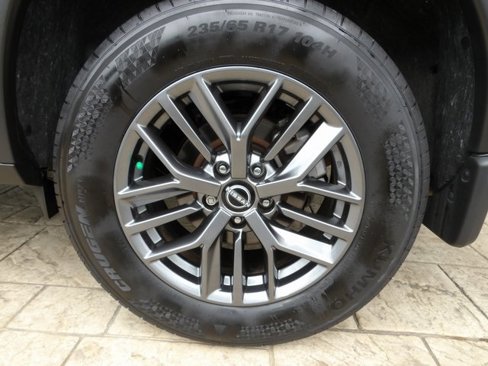 Certified 2024 Nissan Rogue S image 13