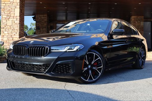 Used 2022 BMW 540i w/ M Sport Package image 2