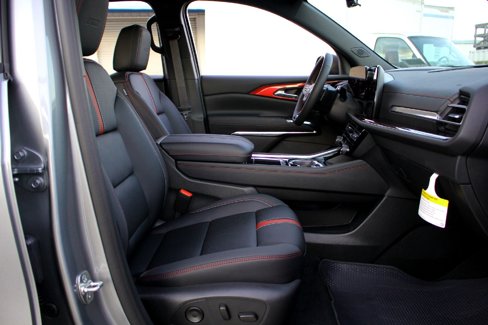 New 2026 Chevrolet Traverse RS image 14