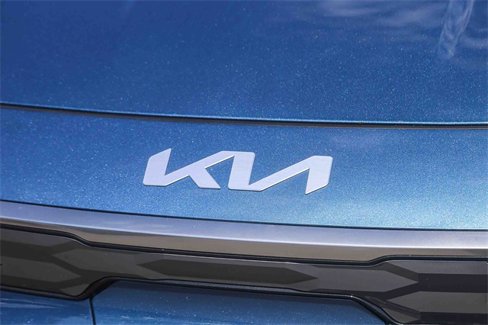 Certified 2025 Kia Niro Wind image 7