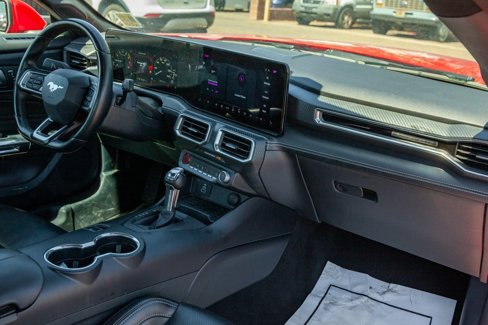 Used 2024 Ford Mustang Premium image 11