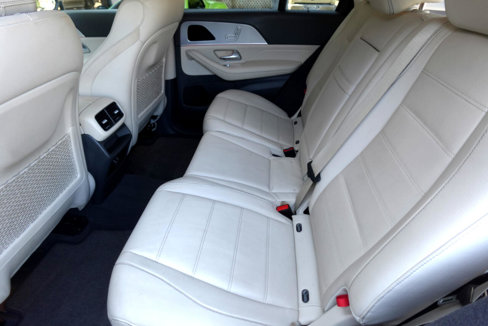Used 2020 Mercedes-Benz GLE 350 4MATIC w/ AMG Line Exterior image 16