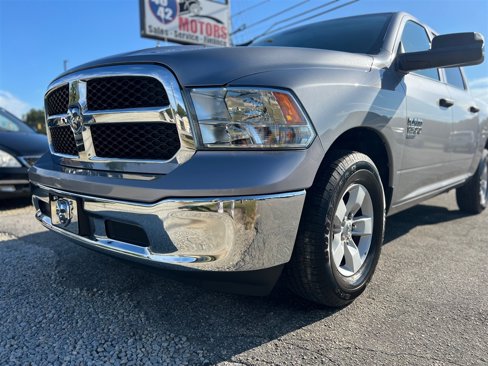 Used 2022 RAM 1500 Classic SLT w/ Trailer & Traction Group image 9