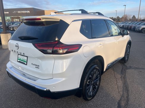 New 2025 Nissan Rogue Platinum image 8
