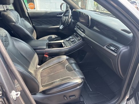 Used 2021 Hyundai Palisade Calligraphy w/ Winter Package image 14