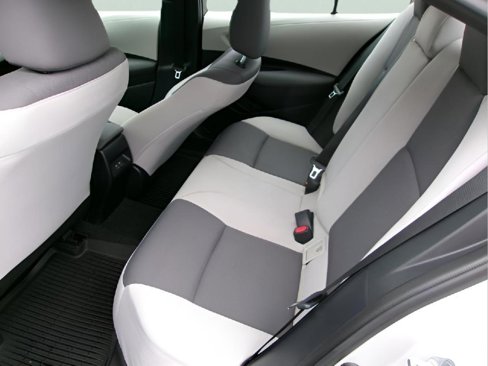 Used 2025 Toyota Corolla LE image 9