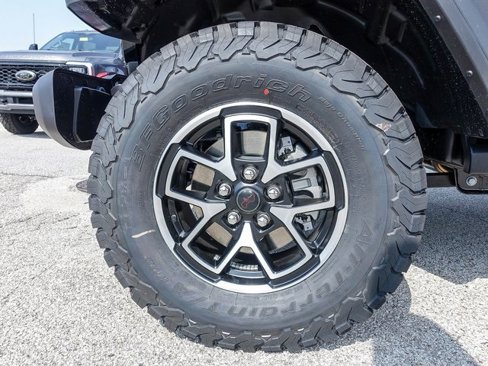 New 2025 Jeep Wrangler Unlimited Rubicon image 12
