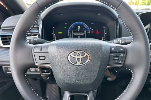 New 2026 Toyota Camry SE image 22