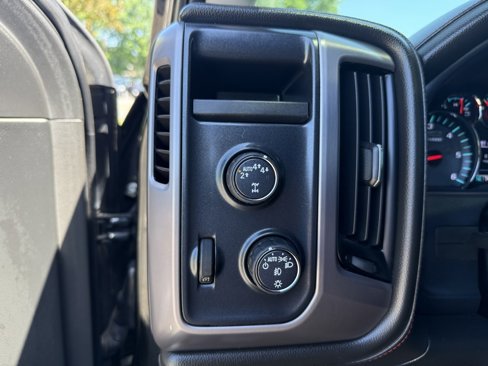 Used 2018 GMC Sierra 1500 SLT w/ All Terrain Package image 20