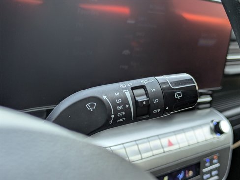 Certified 2024 Hyundai Kona SEL image 21