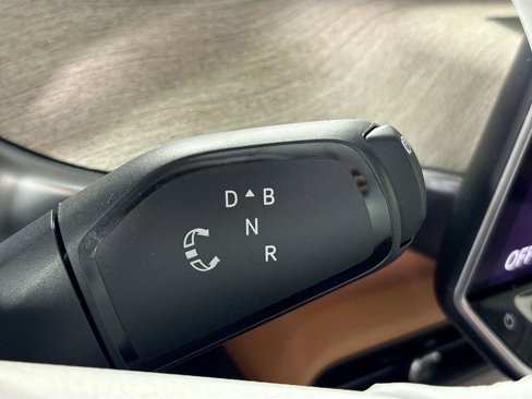 New 2025 Volkswagen ID. Buzz Pro S Plus image 19
