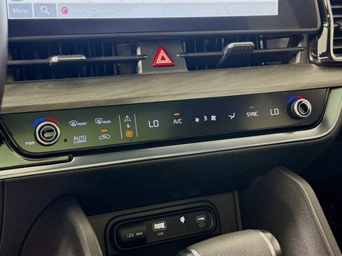 Used 2024 Kia Sportage X-Line w/ X-Line Premium Package image 16