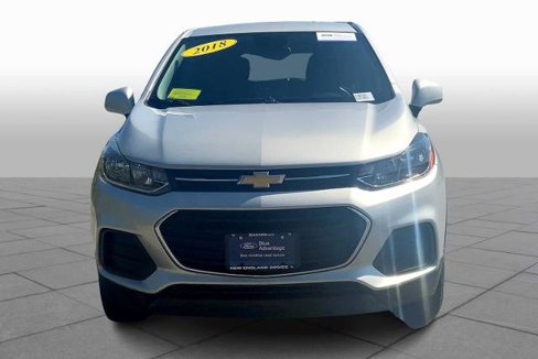 Used 2018 Chevrolet Trax LS image 3