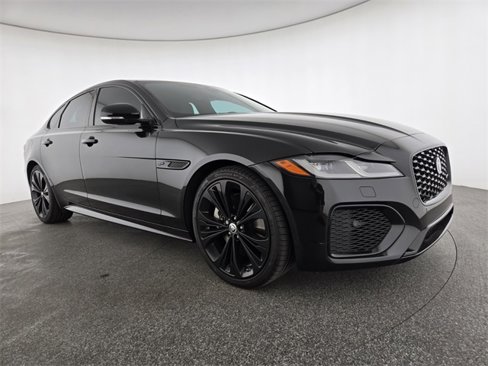 Certified 2024 Jaguar XF R-Dynamic SE image 15